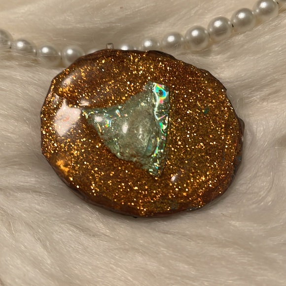 Faux Pearls & Stretchy One of a Kind Rare Unique Handmde Charm Necklace - Picture 8 of 17